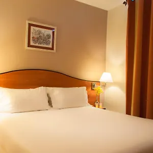 Eden Montmartre Hotel