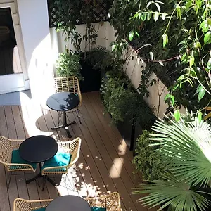 Hotel Apolonia Montmartre; Sure Collection By Best Western, Parijs