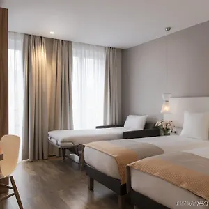 3* Hotel Magenta 38 By Happyculture
