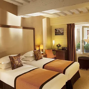 85 Saint Honore Parigi